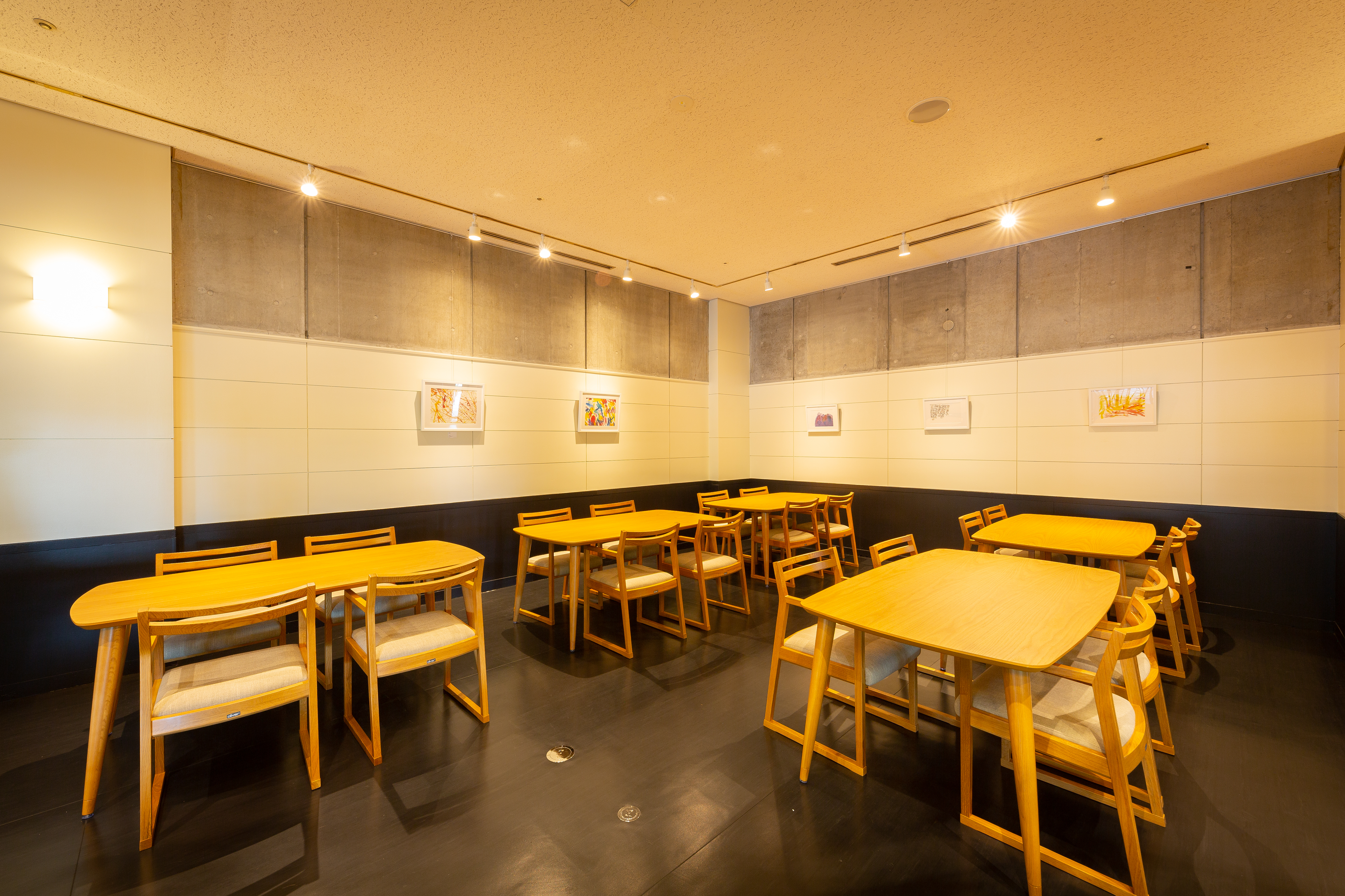 富沢西EBデンタルクリニック　歯科医院