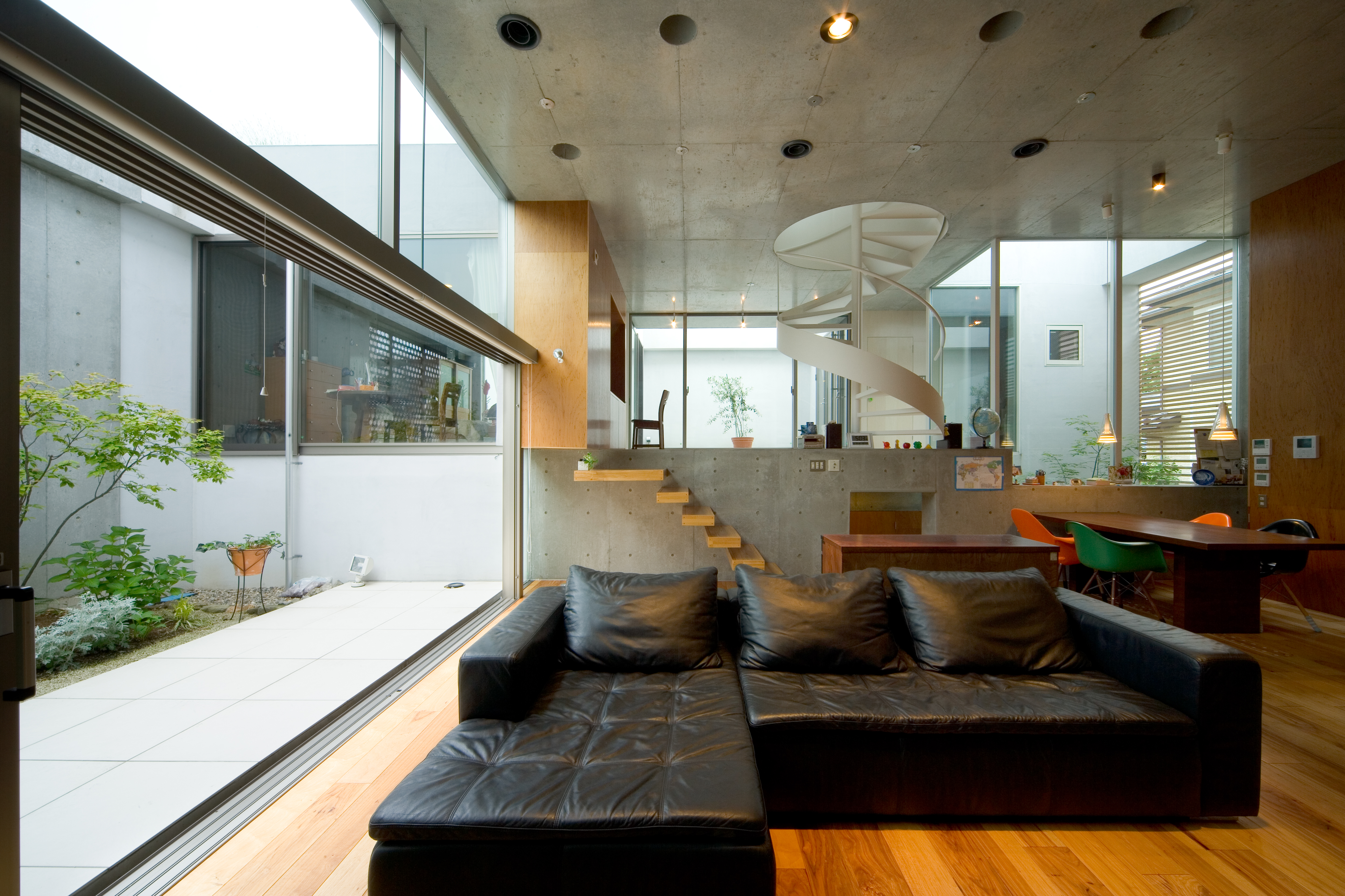 富沢西EBデンタルクリニック　歯科医院