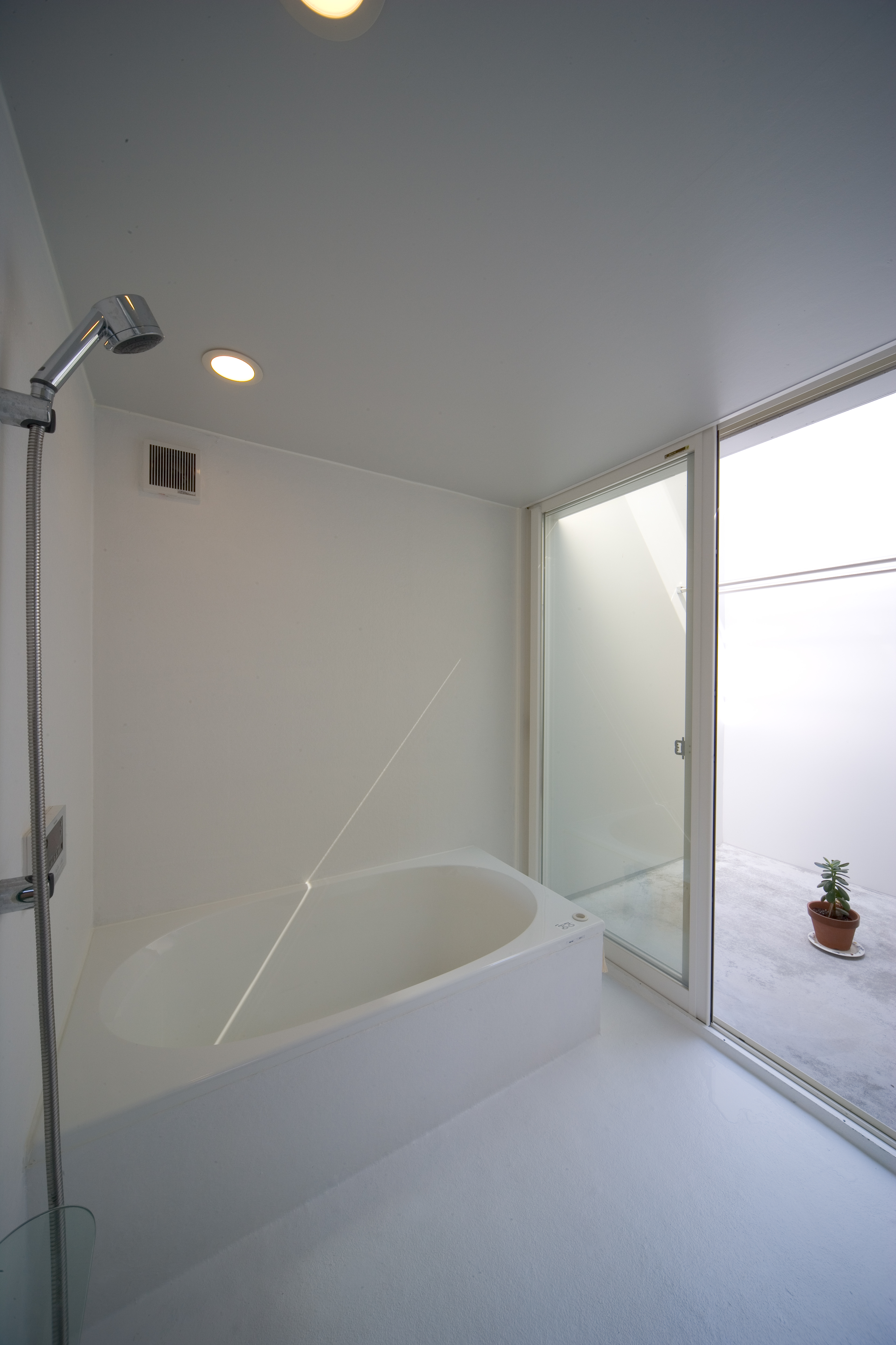 富沢西EBデンタルクリニック　歯科医院